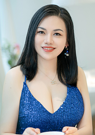 Gorgeous profiles only: Liang(Lisa) from Shanghai, Member, nice Asian