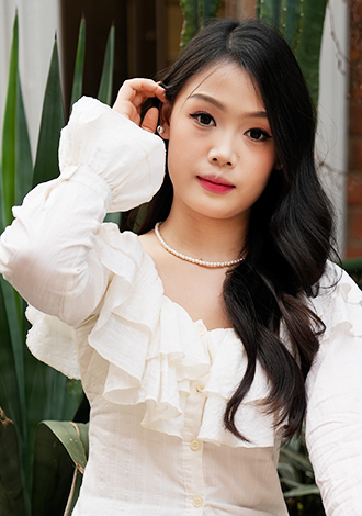 Dating attractive Asian member; gorgeous profiles only: Yu Qing from Chongqing
