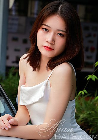 Date the member of your dreams: China member Longfen(Alice) from Shanghai