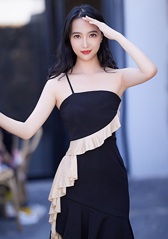 Gorgeous profiles only: beautiful Asian member member Wen Yan