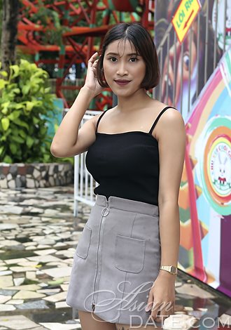 Chat with Asian member: Kieu Oanh from Soc Trang, 21 yo, hair color Brown